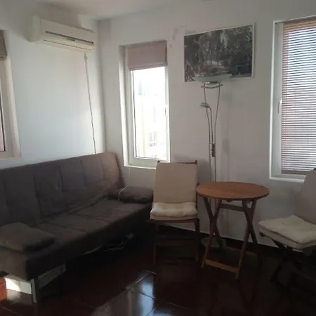 Apartamenty * פומורי